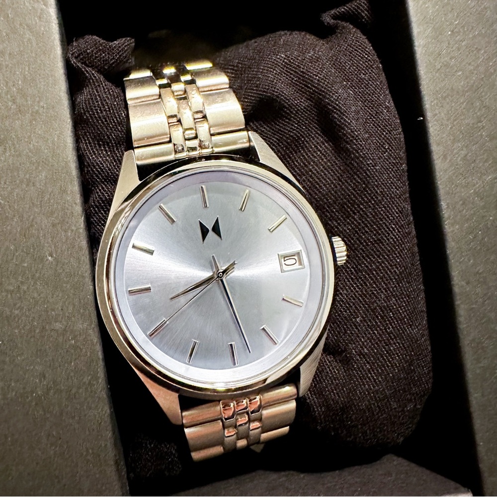 MVMT Women's Rise Boyfriend Watch